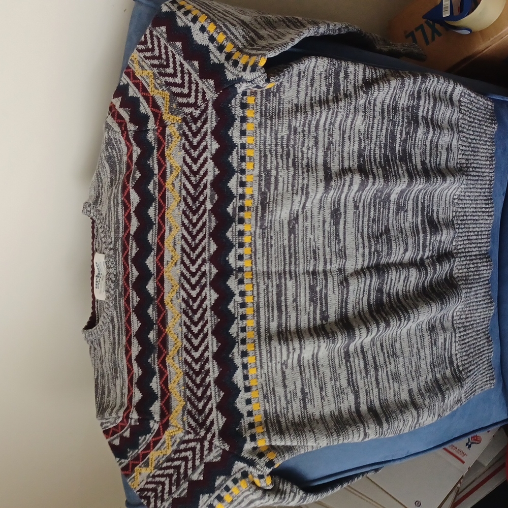 urban pipeline sweater